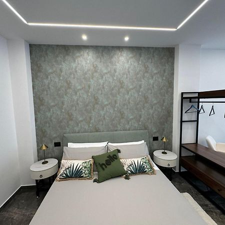 Gra' Suite Deluxe Terrasini Buitenkant foto